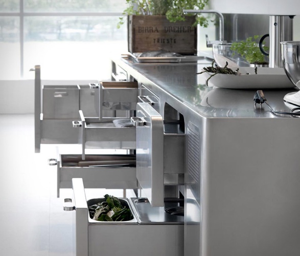 abimis-bespoke-stainless-steel-kitchens-6.jpg