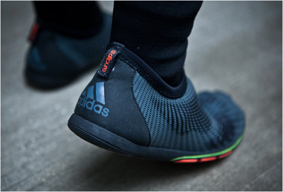 apoyo comprar Correctamente Adidas Adipure Adapt | Barefoot Running Shoe