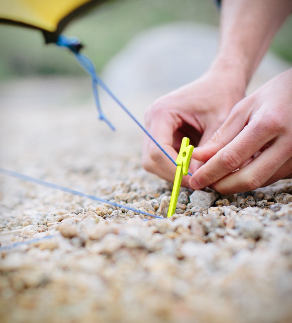 airpin-ultralight-tent-stakes-3.jpg | Image