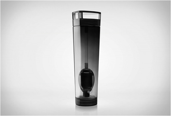 alter-ego-water-filtration-bottle-2.jpg | Image