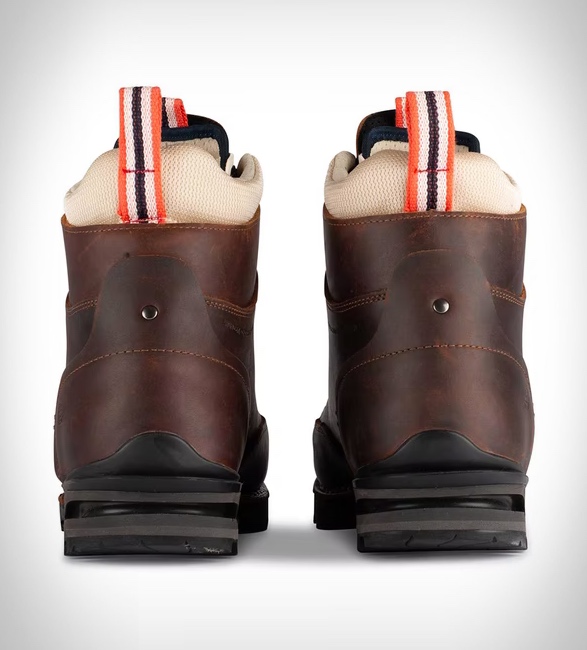 amundsen-mountain-mucks-boots-4.jpg | Image