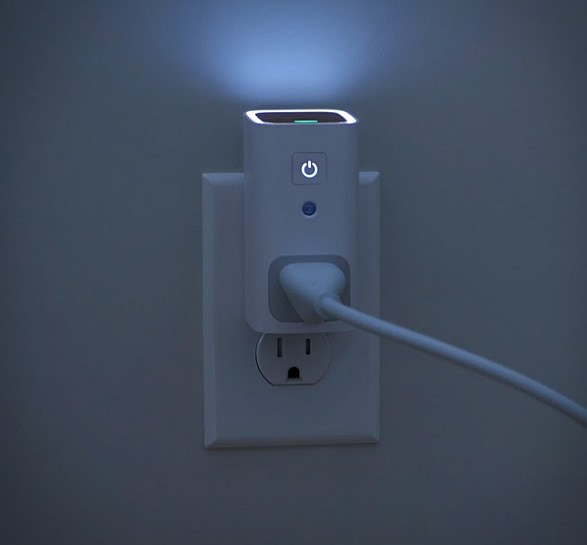 awair-glow-smart-outlet-4.jpg | Image