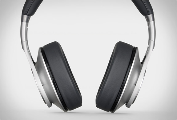 beats-executive-overear-headphones-4.jpg | Image