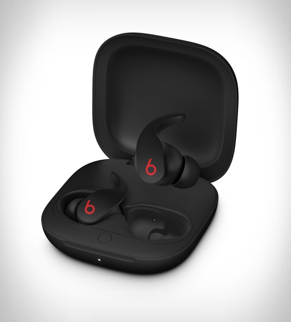 beats-fit-pro-earbuds-1.jpg | Image