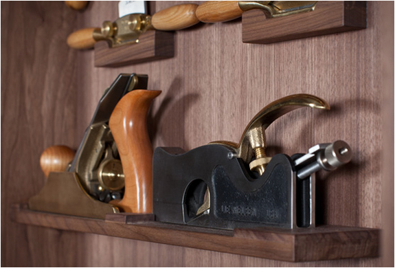 benchmark-tool-cabinet-4.jpg | Image
