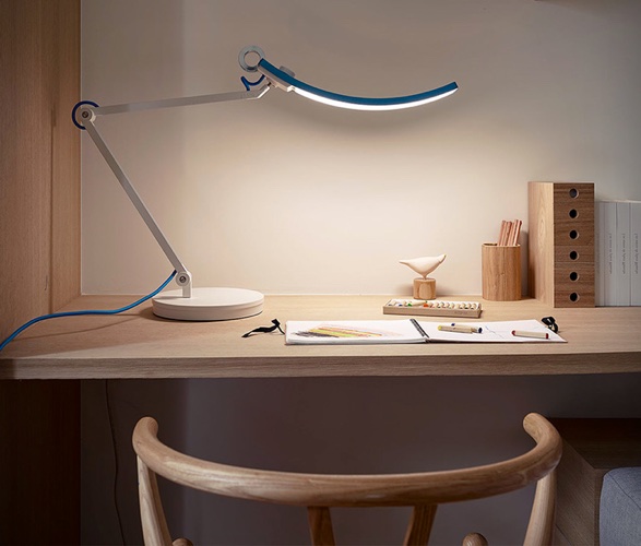 benq-smart-led-desk-lamp-2.jpg | Image
