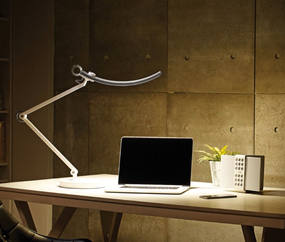 benq-smart-led-desk-lamp-3.jpg | Image