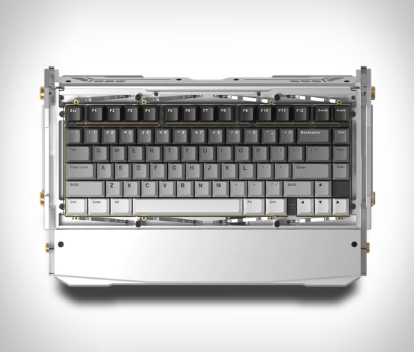 black-diamond-mechanical-gaming-keyboard-8.jpg