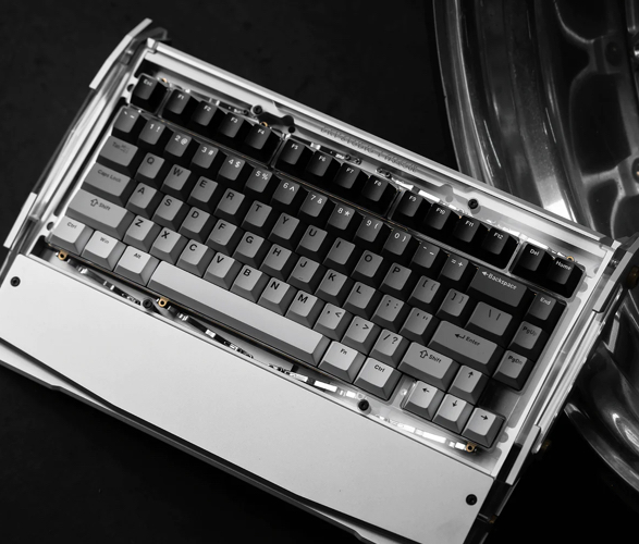 black-diamond-mechanical-gaming-keyboard-9.jpg