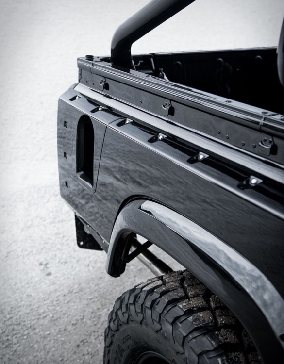 blacked-out-defender-110-crew-cab-3.jpg | Image