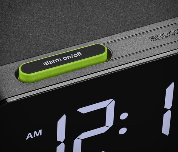braun-bc21-wireless-charging-clock-5.jpg | Image