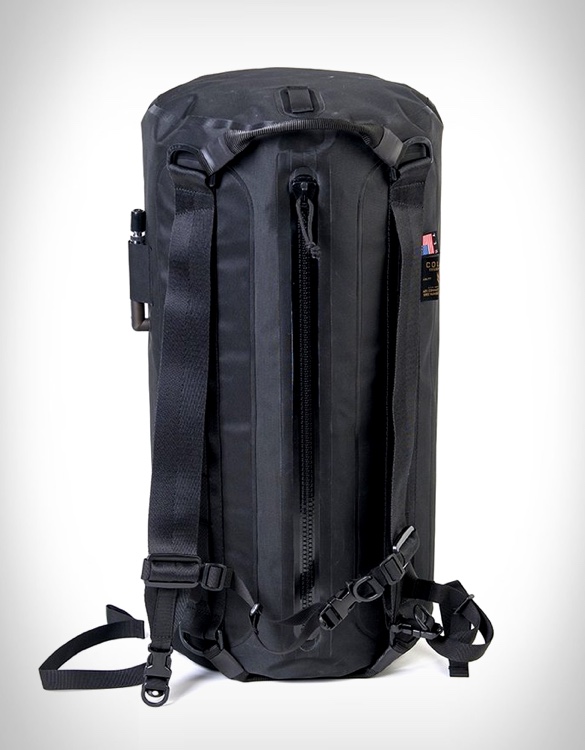 cdw-project-toad-drybag-5.jpg | Image