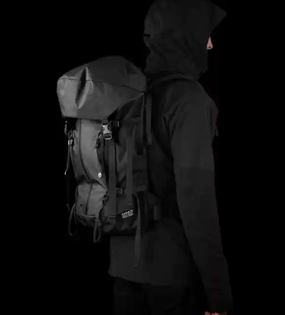 charlie-25-backpack-remote-equipment-3.jpg | Image
