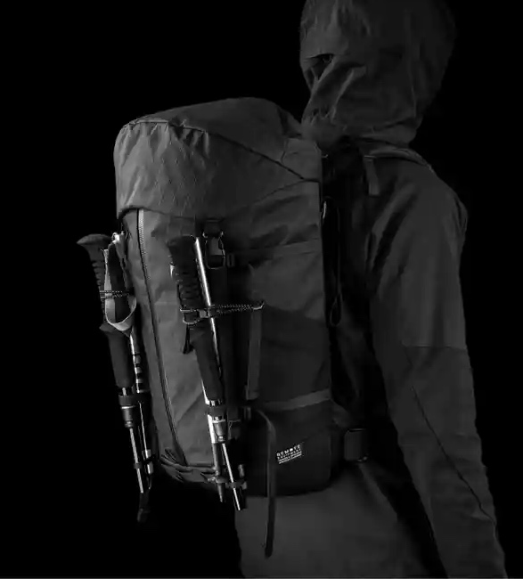 charlie-25-backpack-remote-equipment-7.jpg