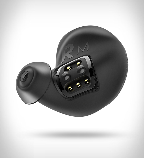 dash-wireless-smart-earphones-3.jpg | Image