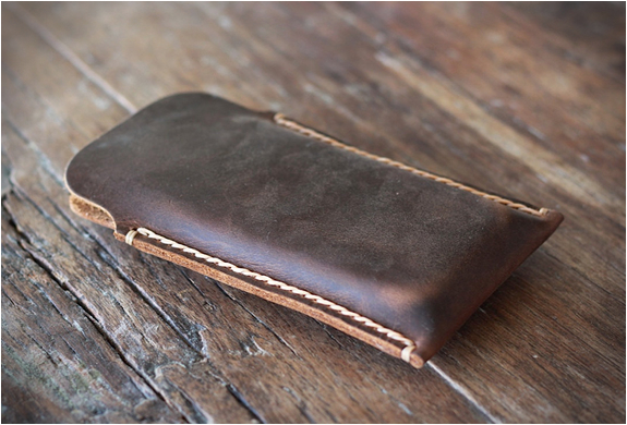 distressed-leather-iphone-5-case-2.jpg | Image