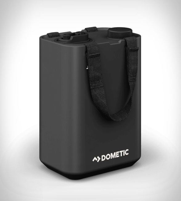 dometic-water-jug-2.jpg | Image
