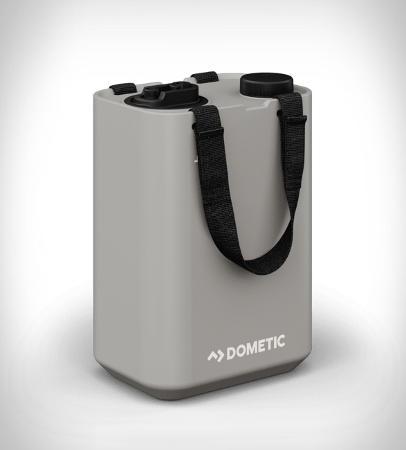 dometic-water-jug-6.jpg