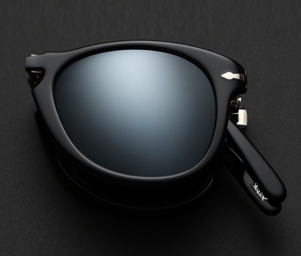 eyegoodies-black-ice-sunglasses-6.jpg
