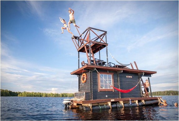 floating-sauna-houseboat-9.jpg