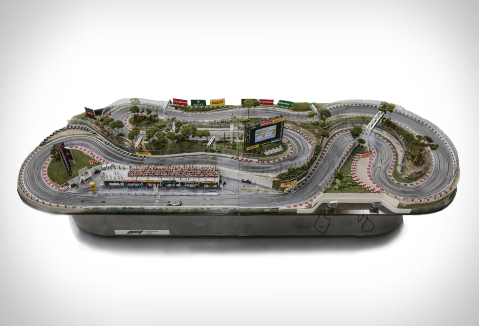 Formula 1 Slot Car Racetrack | Image