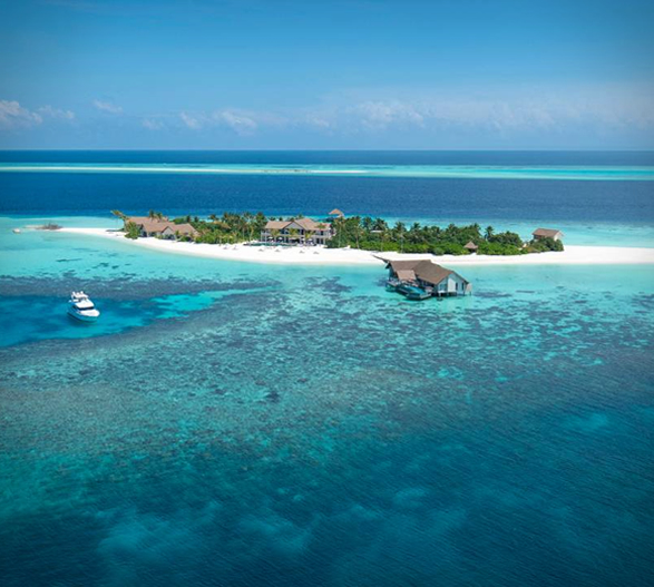 four-seasons-private-island-maldives-10.jpg