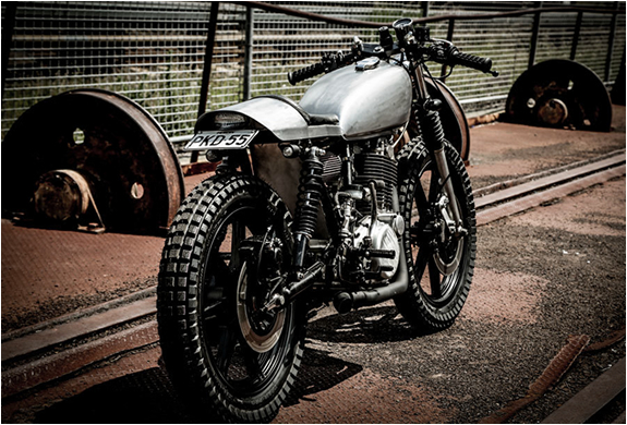 gasoline-custom-motorcycles-yamaha-sr400-2.jpg | Image