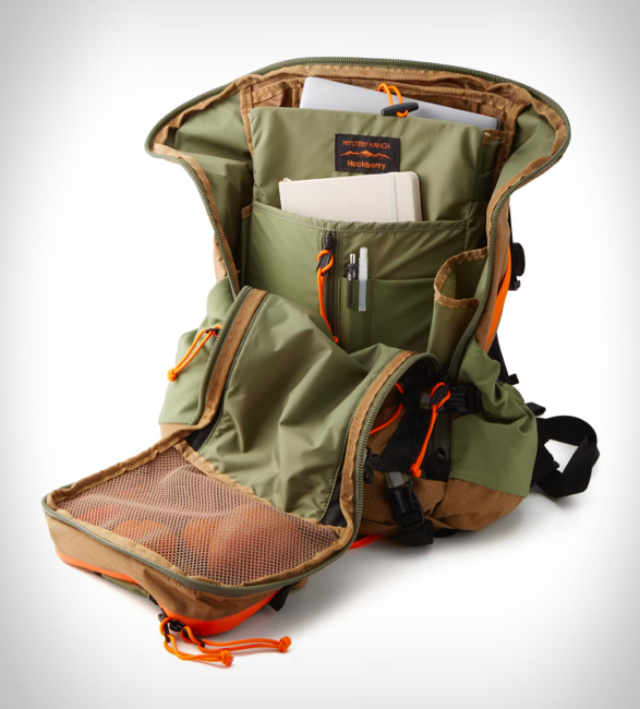 huckberry-mystery-ranch-greenbelt-hybrid-backpack-3.jpeg | Image