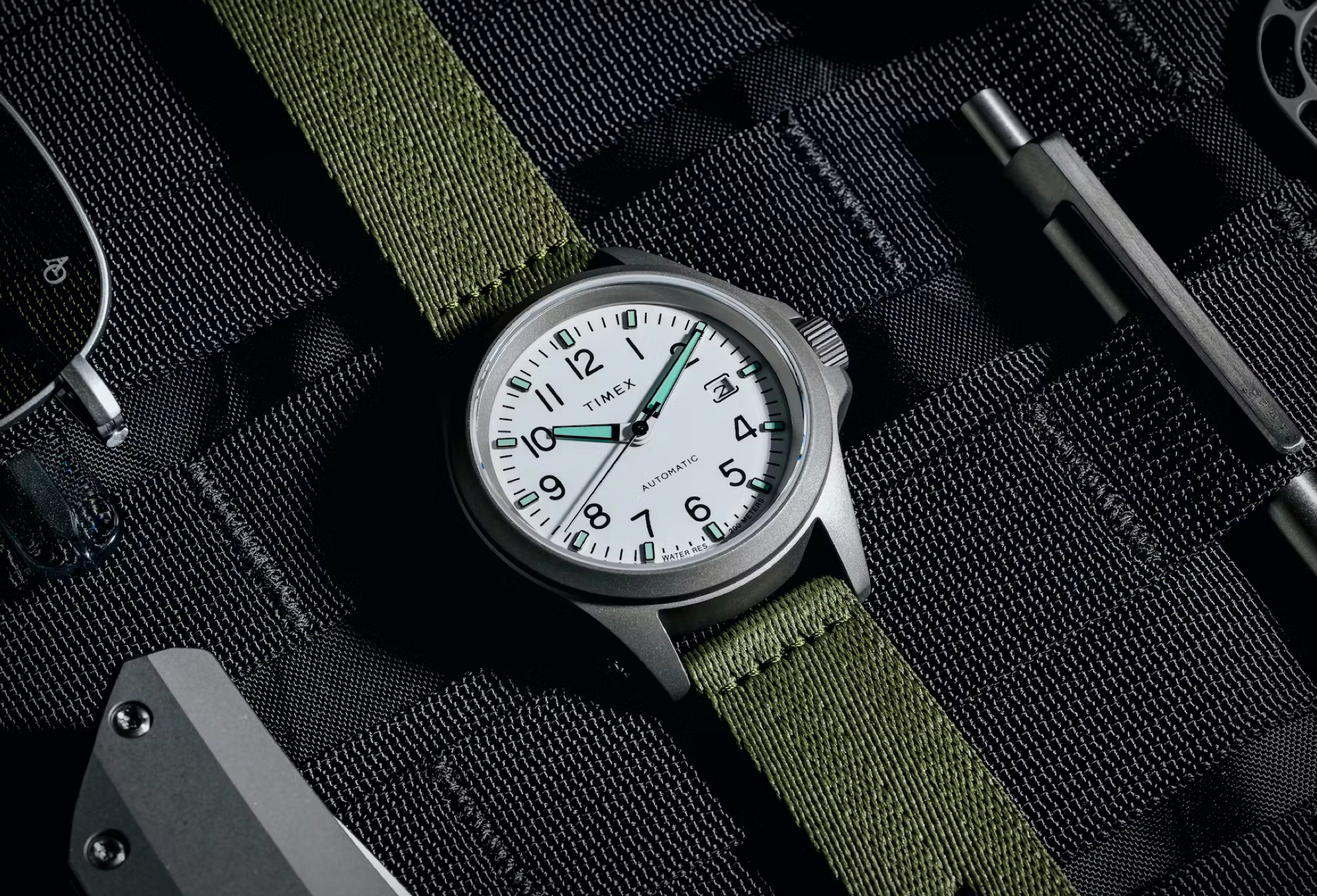 Huckberry x Timex Titanium Automatic Field Watch | Image