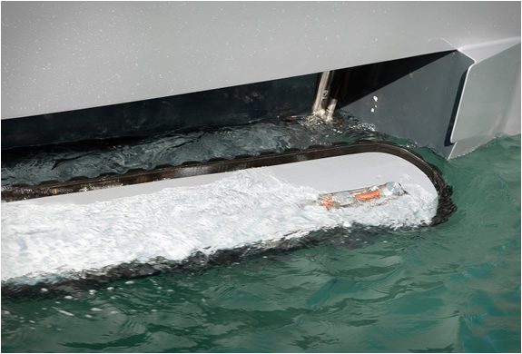 iguana-29-ground-boat-4.jpg | Image