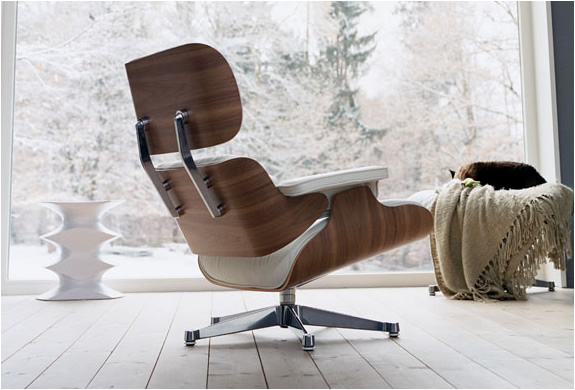 CHARLES & RAY EAMES LOUNGE CHAIR | BY VITRO | Image