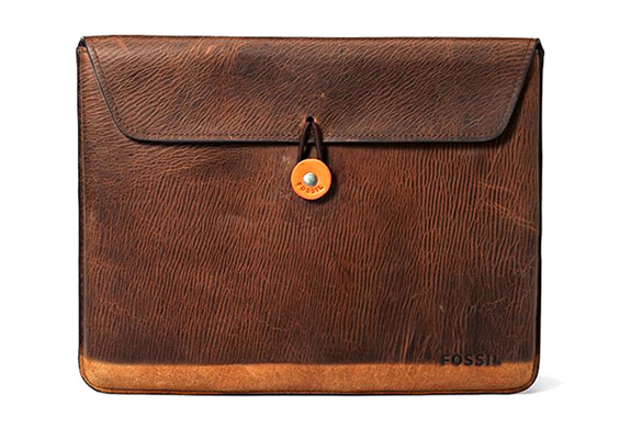 Vintage Looking Ipad Cover | By Fossil | Image