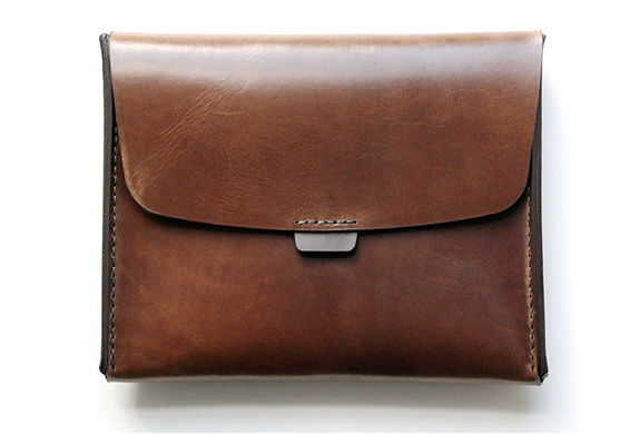 LEATHER IPAD CASE | BY MAKR CARRY GOODS | Image