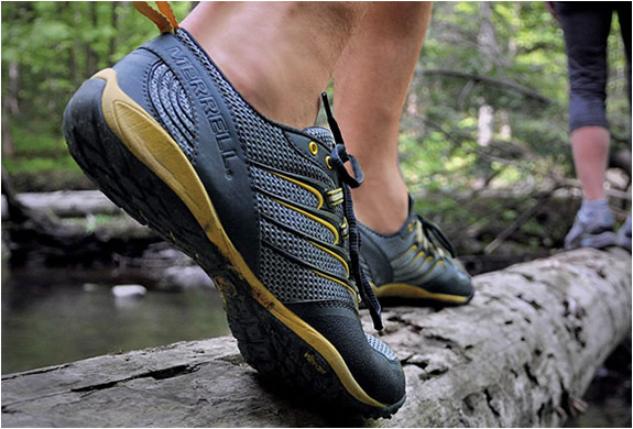 MERRELL BAREFOOT TRAIL RUNNING SHOES | Image