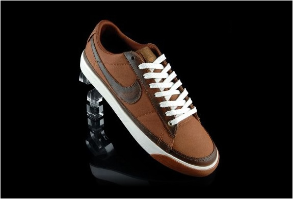 Nike Blazer Low Brown Canvas Sneakers | Image