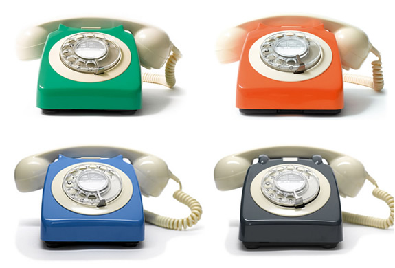 COLORFUL VINTAGE TELEPHONES | Image