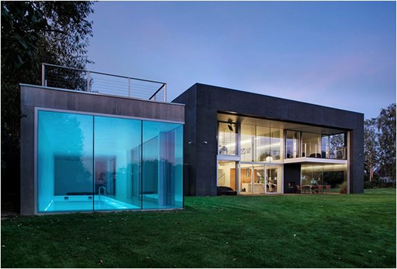 THE SAFE HOUSE | BY KWK PROMES ARCHITECTS | Image