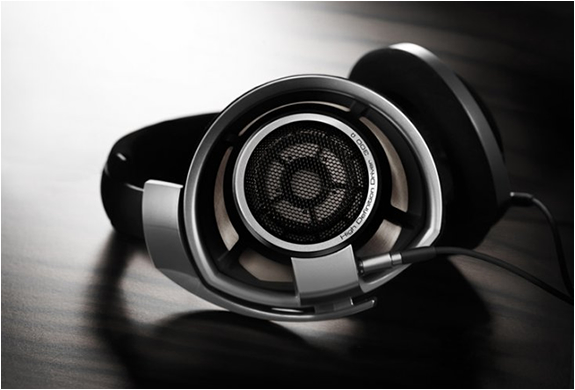 Sennheiser Hd 800 Headphones | Image