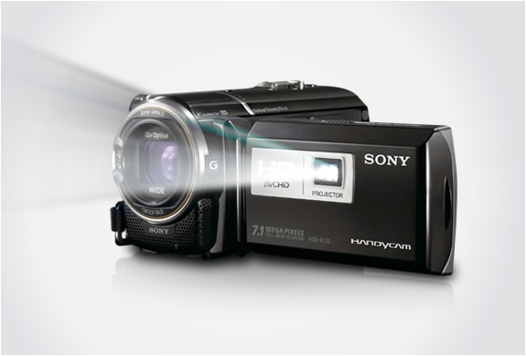 SONY HD CAMCORDER WITH PROJECTOR | Image