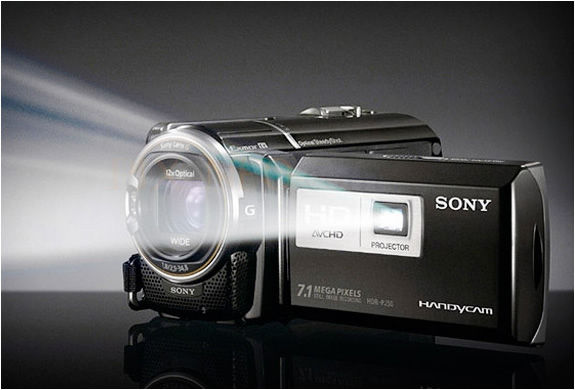 img_sony_hd_camcorder_projector_2.jpg | Image