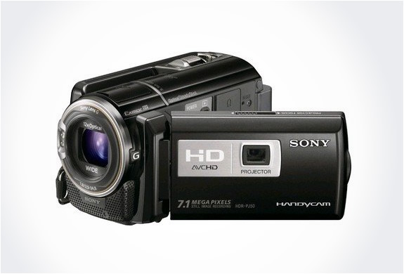 img_sony_hd_camcorder_projector_3.jpg | Image