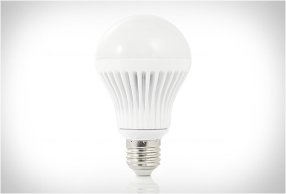 insteon-led-bulb-2.jpg | Image