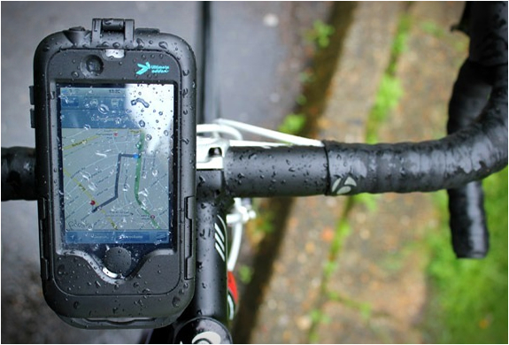 IPHONE CYCLE MOUNT & WATERPROOF TOUGH CASE | Image