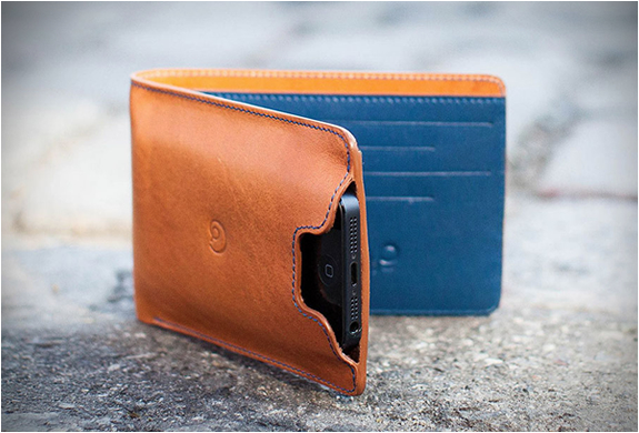 WALLET WITH IPHONE 5 CASE | BY DANNY P | Image