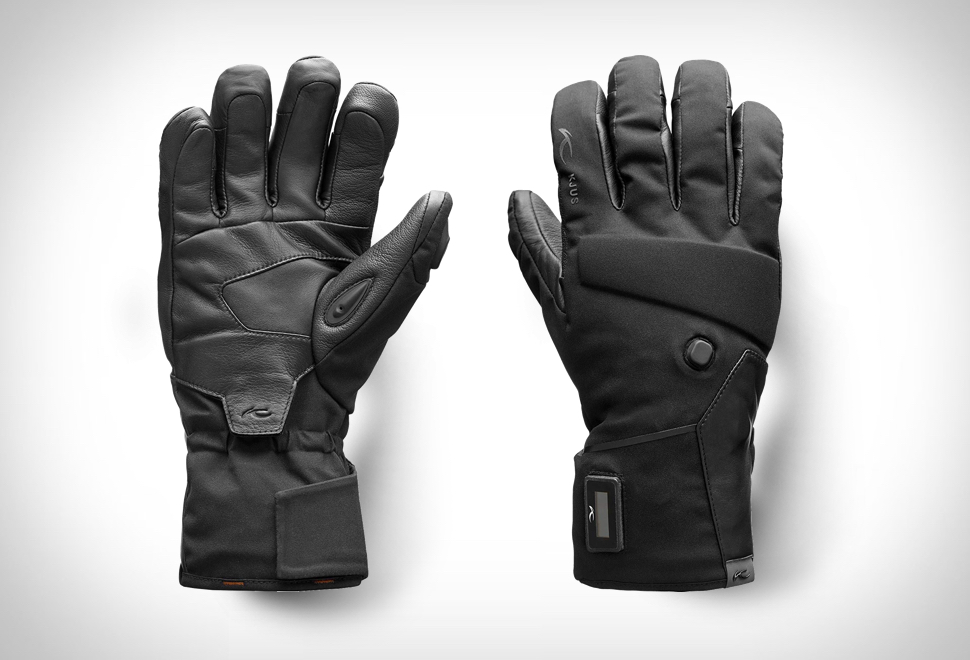 Kjus Bluetooth Gloves | Image