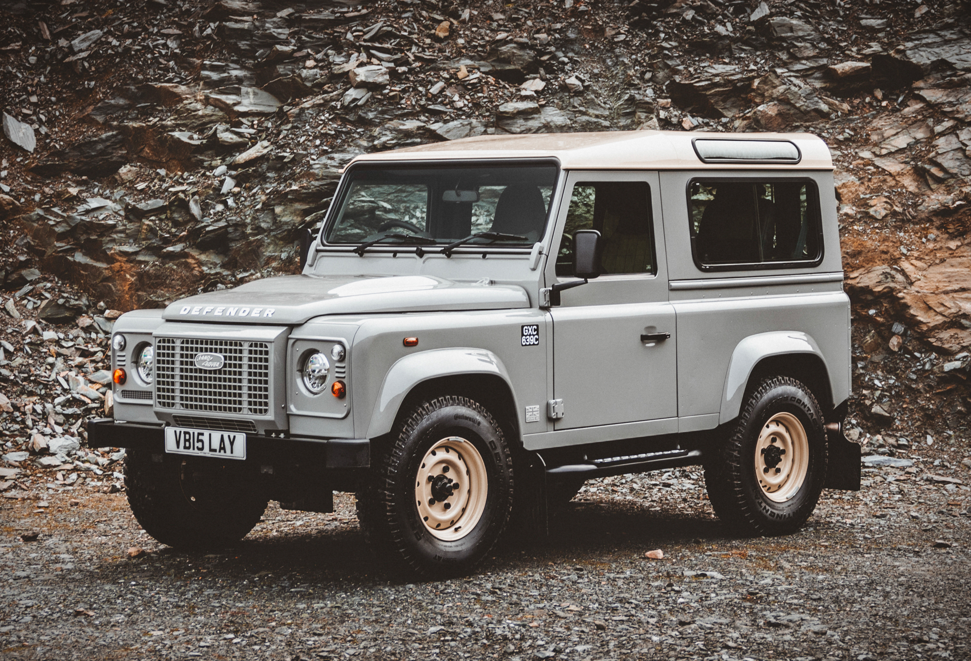 Land Rover Classic Defender Works V8 Islay Edition | Image