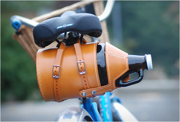 LEATHER BIKE GROWLER CARRIER | Image