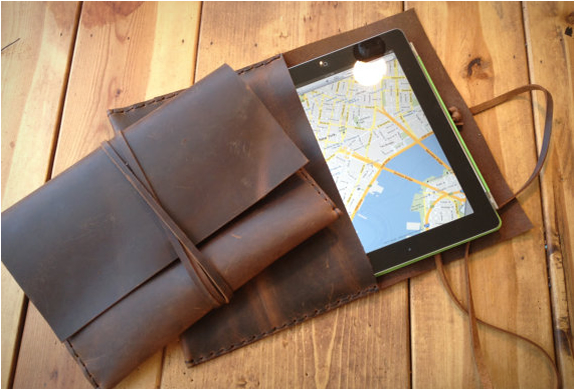 Leather Ipad Envelope | By Aixa | Image