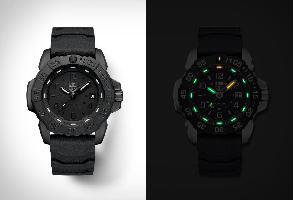 Luminox Navy Seal Blackout Dive Watch | Image
