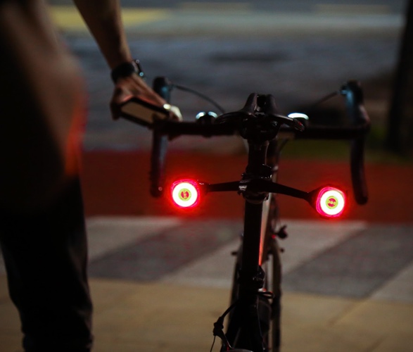 lumos-firefly-bike-light-system-4.jpg | Image